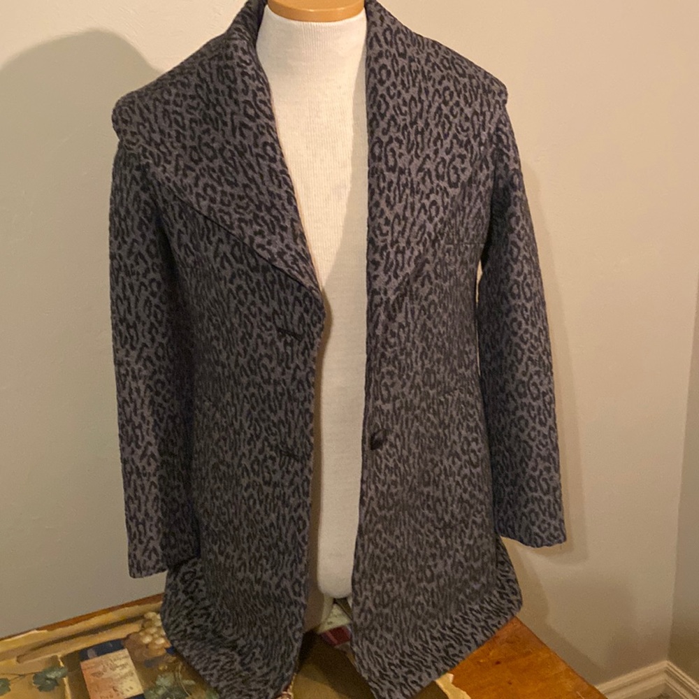 Calvin Klein 🐆 leopard pattern wool coat